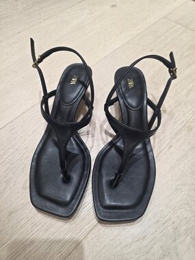 Zara Black Square-Toe T-Strap Sandals
